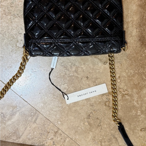 NWT Marc Jacobs Black Quilted Crossbody with Gold Chain - Picture 5 of 8